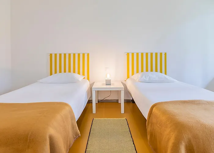 Hostel Hi - De Juventude Espinho (Aveiro)